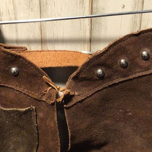 Vintage, authentic rawhide, leather child size chaps from 22 inches to 32 inch w - Picture 5 of 8